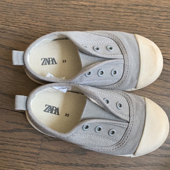 Zara boys slip on sneaker - Picture 2 of 5